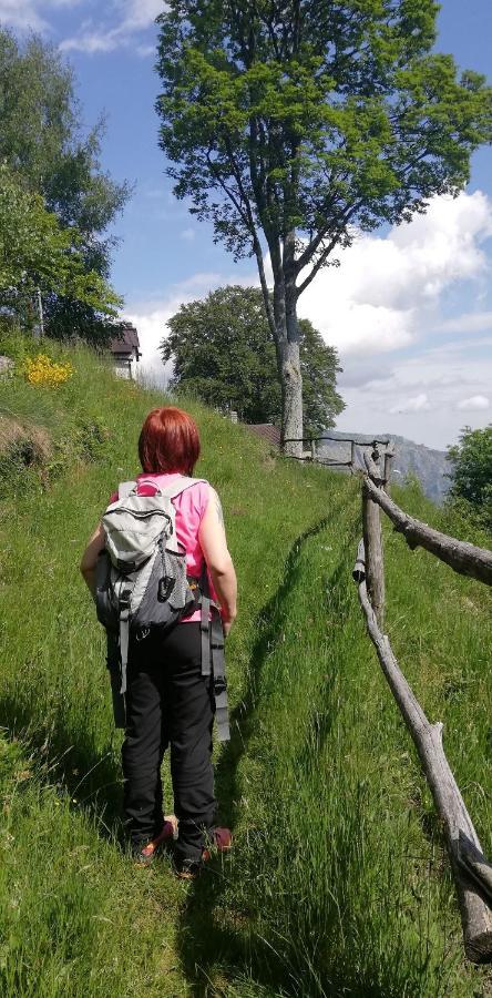 B&B Tra i Laghi Casale Corte Cerro Esterno foto